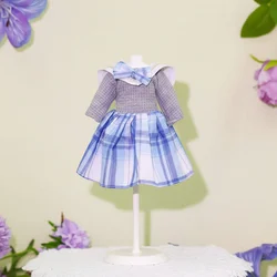 Conjunto artesanal para muñecas con estilo juguetón