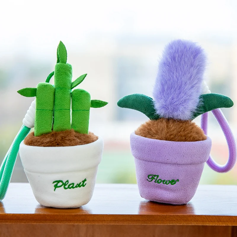 Amuleto de peluche para bolso con aspecto suave y compacto