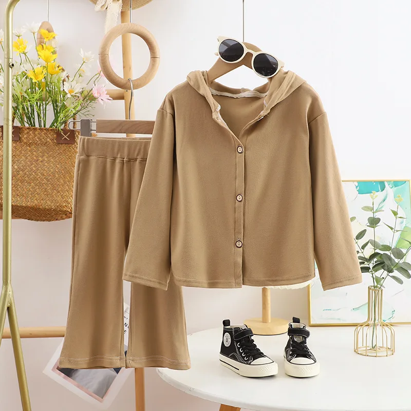 Conjunto infantil con capucha y pantalón acampanado - imagen 2