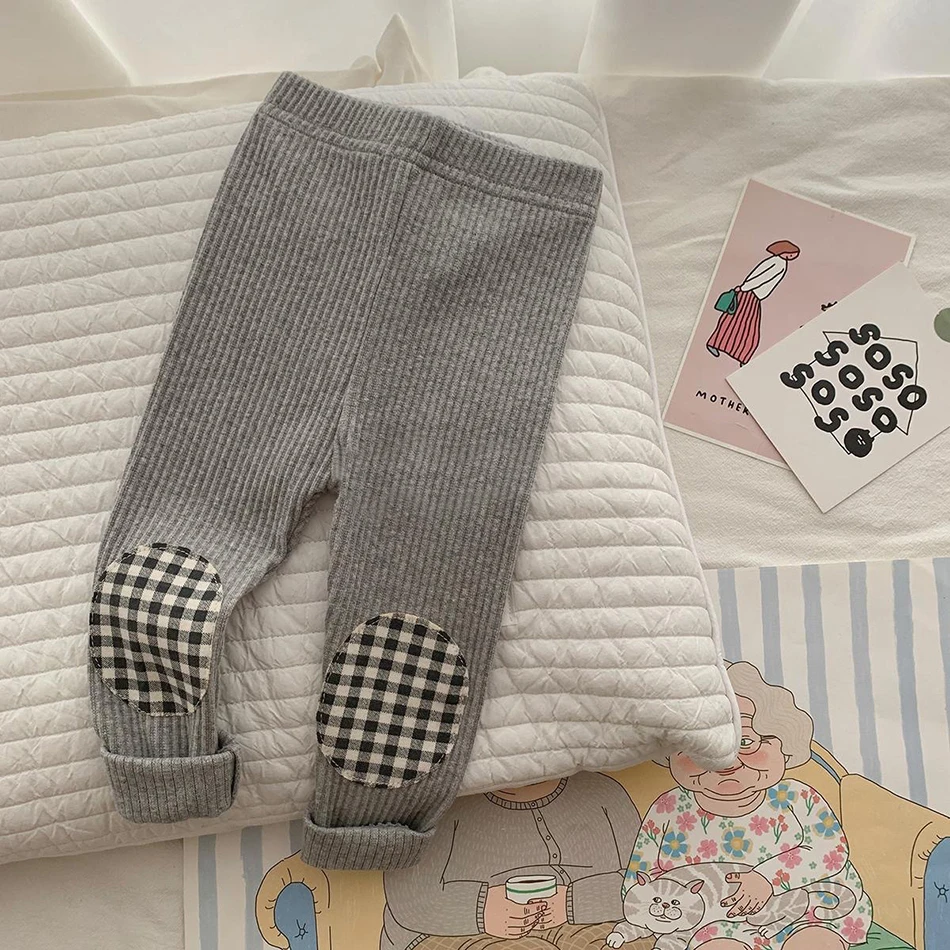 Leggings a cuadros para niñas – Tejido cálido para jugar - imagen 3