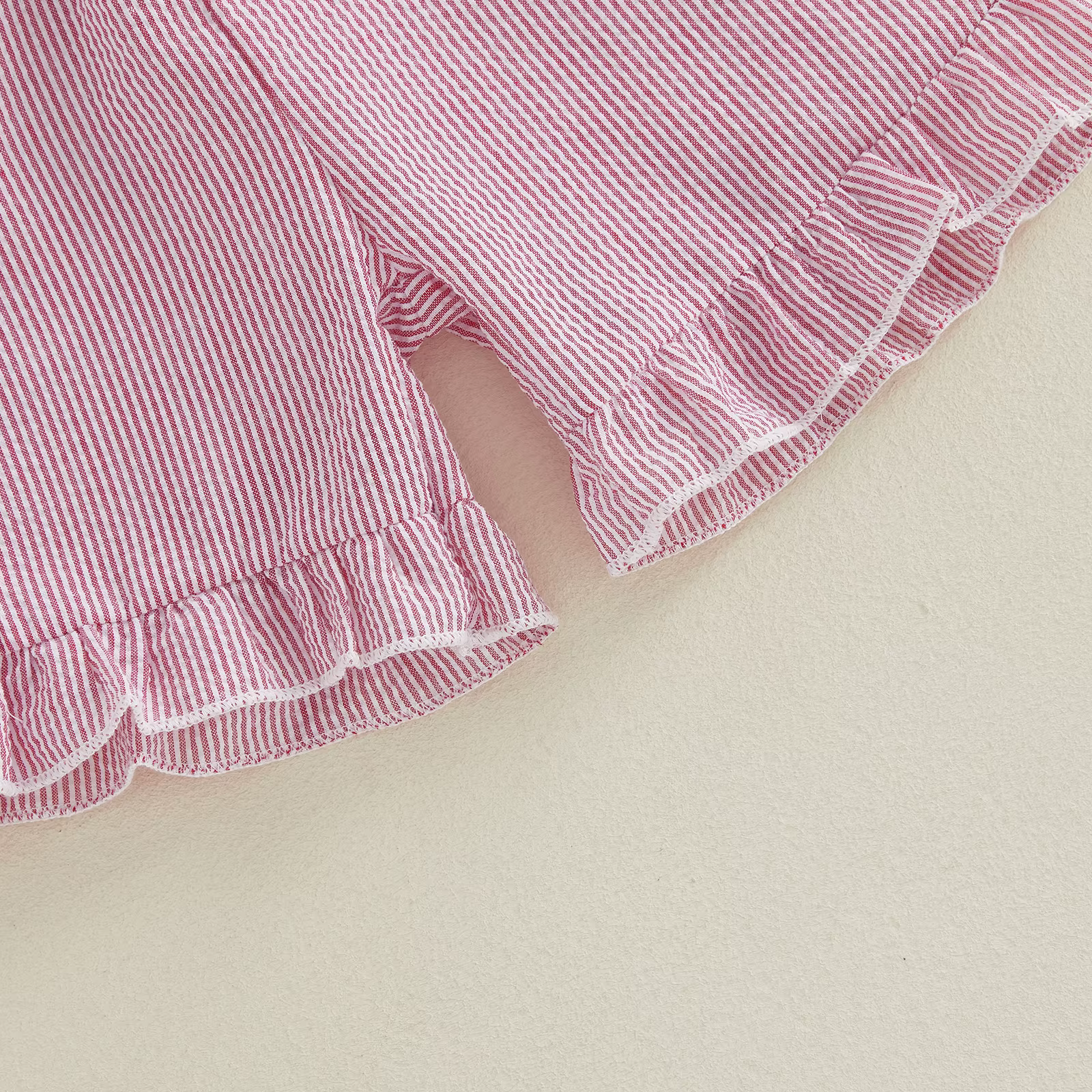 Conjunto de pijama de fresa para recién nacida – cuello de muñeca - imagen 5