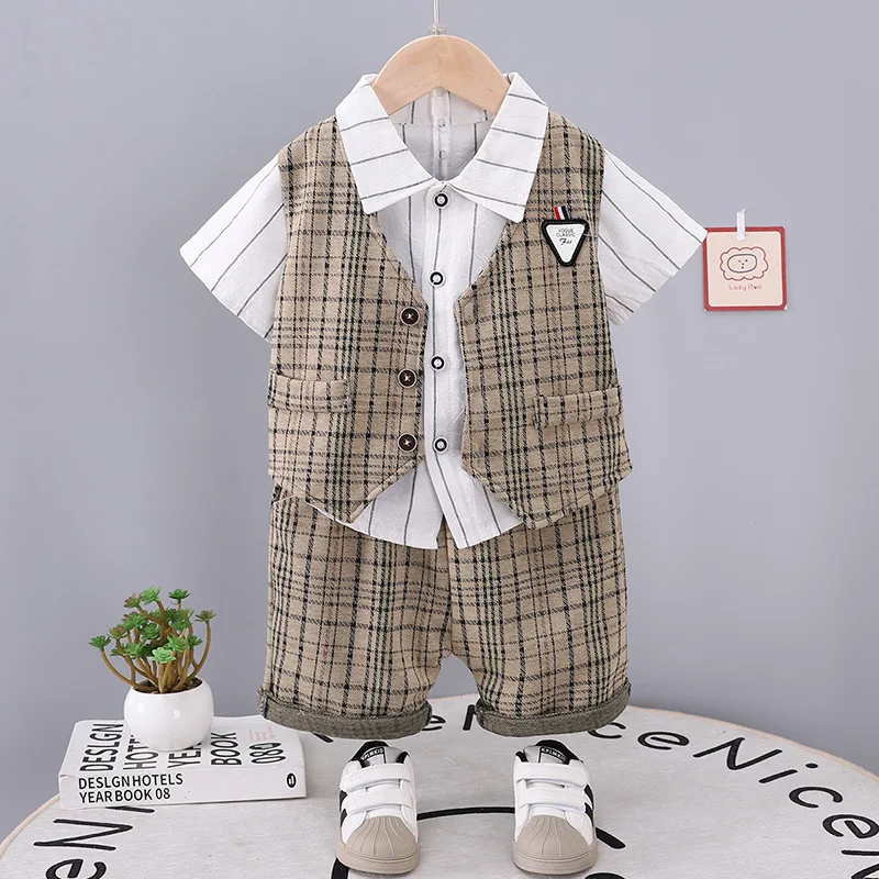 Conjunto de verano para bebé con chaleco a cuadros y shorts - imagen 2