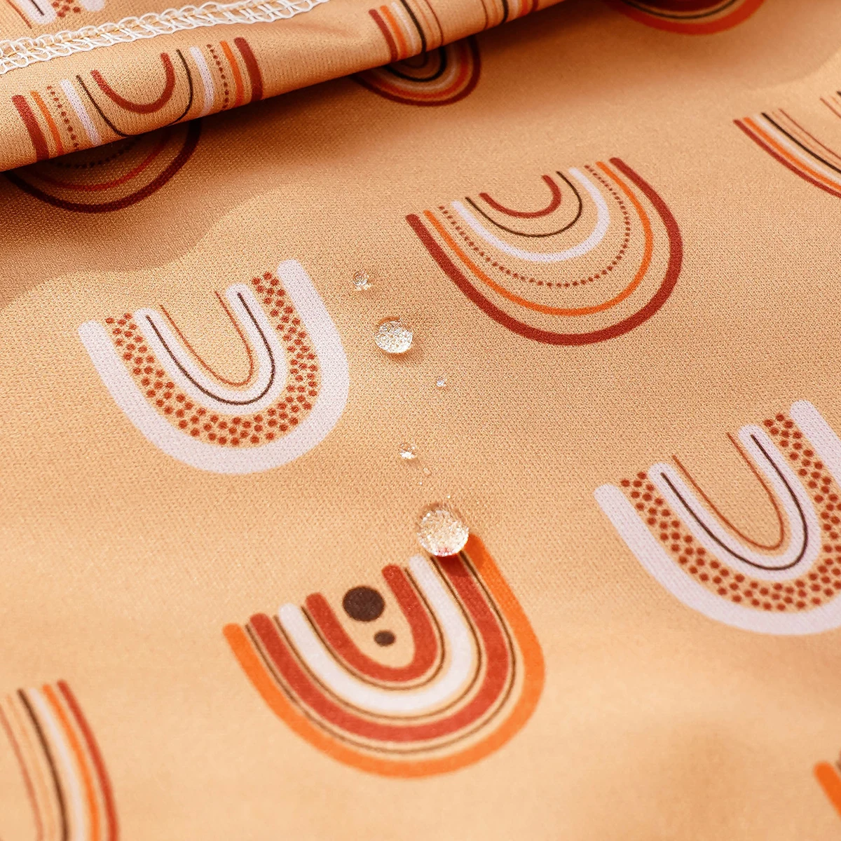 Babero impermeable antimanchas Elinfant con bolsillo para bebé - imagen 4
