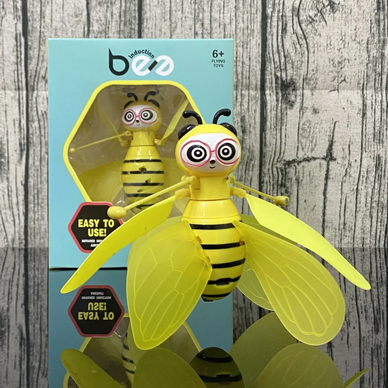 Juguete abeja voladora con control gestual y luces LED - imagen 4