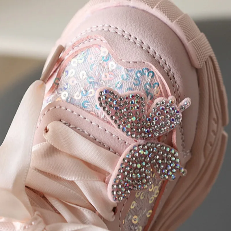 Tenis clásicos para niña con estilo escolar y diseño a la moda - imagen 3