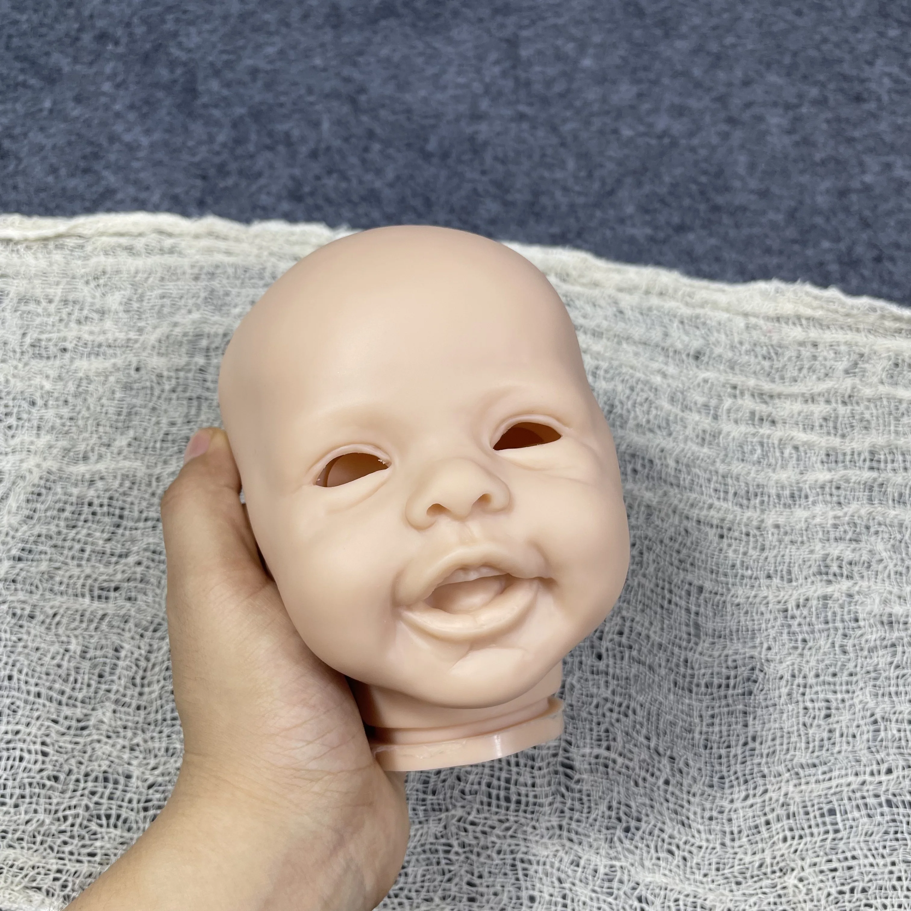 Kit muñeca Reborn 17 pulgadas con nombre grabado y COA - nuevo - imagen 2