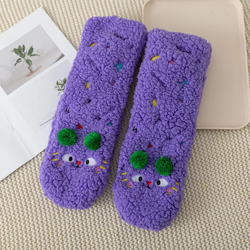 Calcetines listos para otoño e invierno