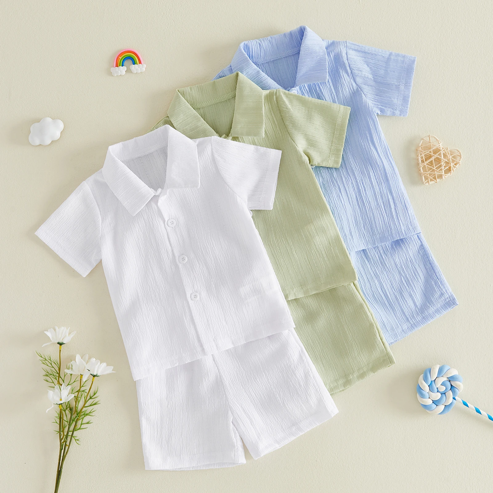 Detalle frontal de la camisa con botones