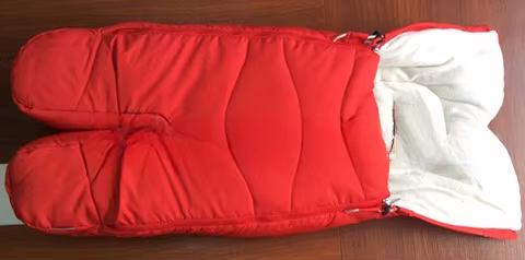 Cochecito con saco de dormir dividido y cubierta para pies invierno - imagen 4
