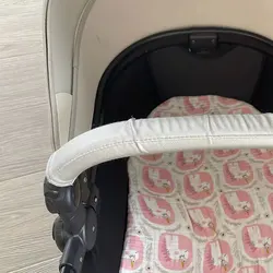 Funda de cuero para cochecito Mima Xari con parachoques