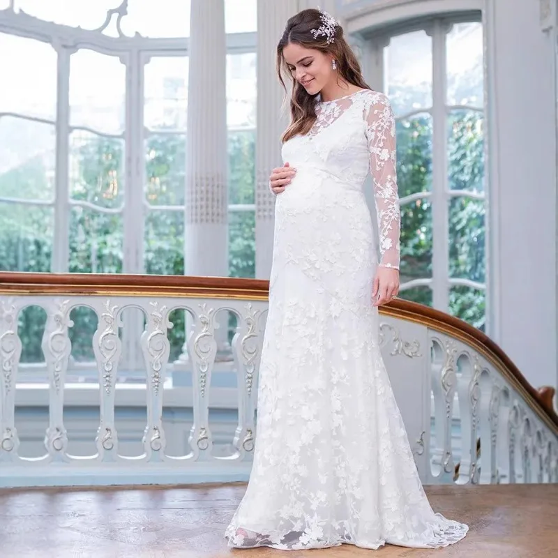 Vestido de maternidad largo con encaje y espalda en V para boda - imagen 3