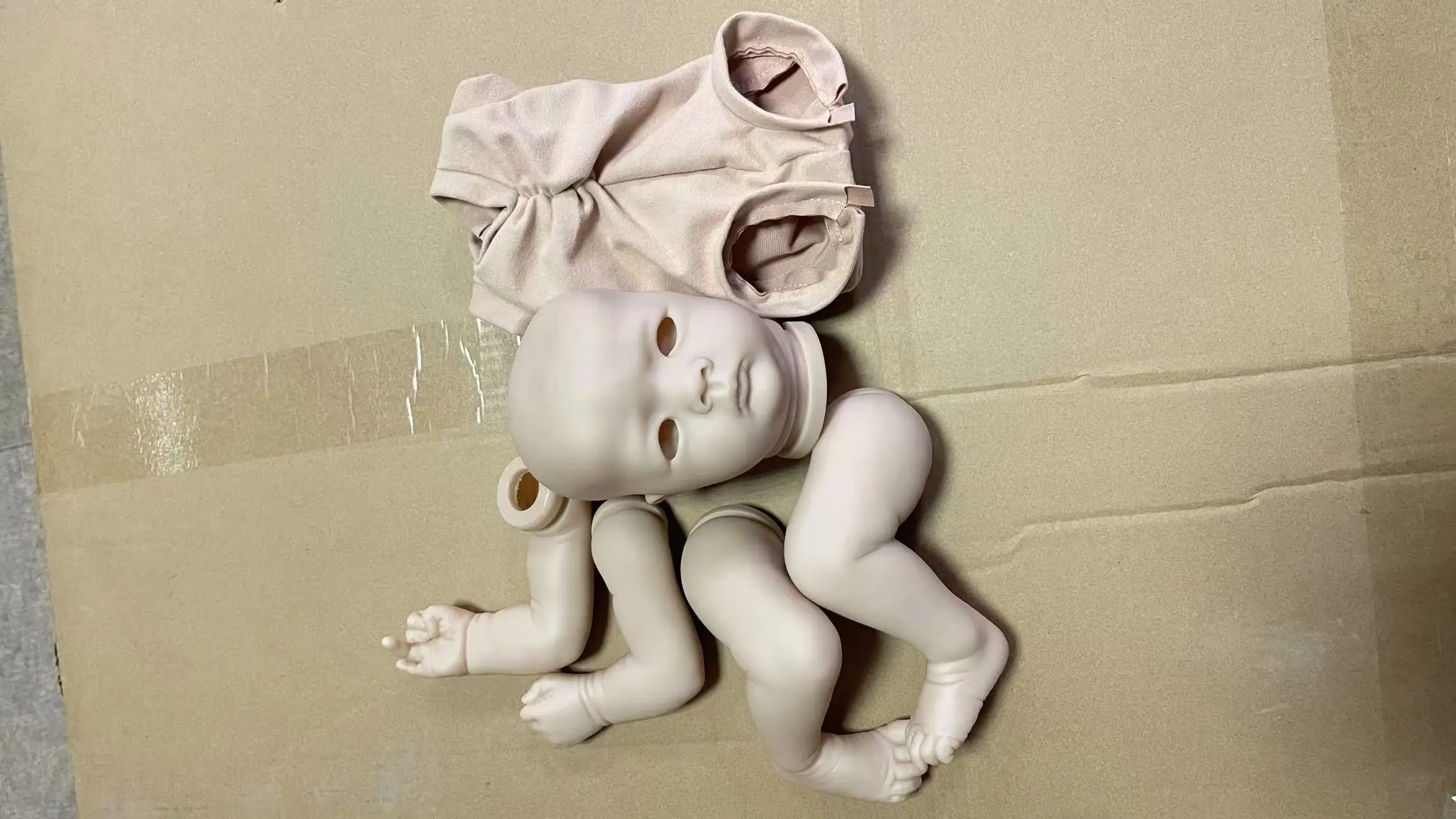 Kit de muñeca Reborn Jule sin terminar, con cuerpo y ojos textiles - imagen 4