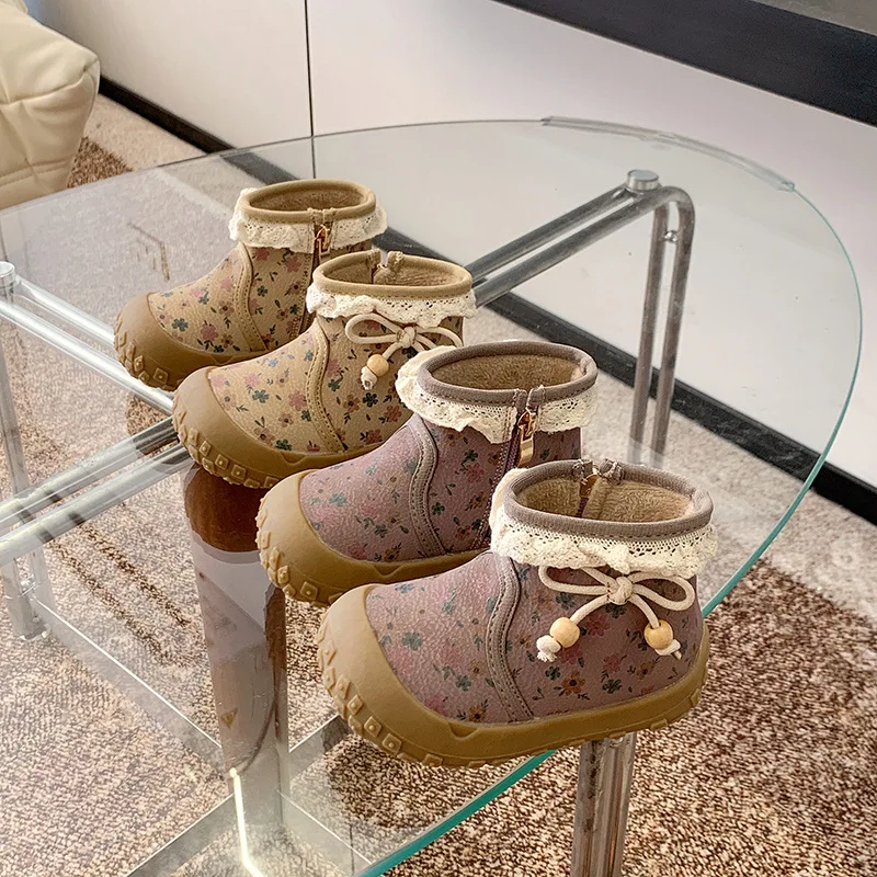 Botas de niña cortas con flores antideslizantes térmicas invierno - imagen 4