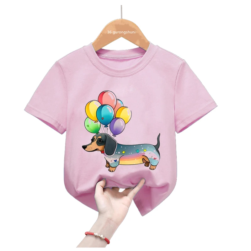 Camiseta infantil rosa con estampado de perro salchicha - imagen 3