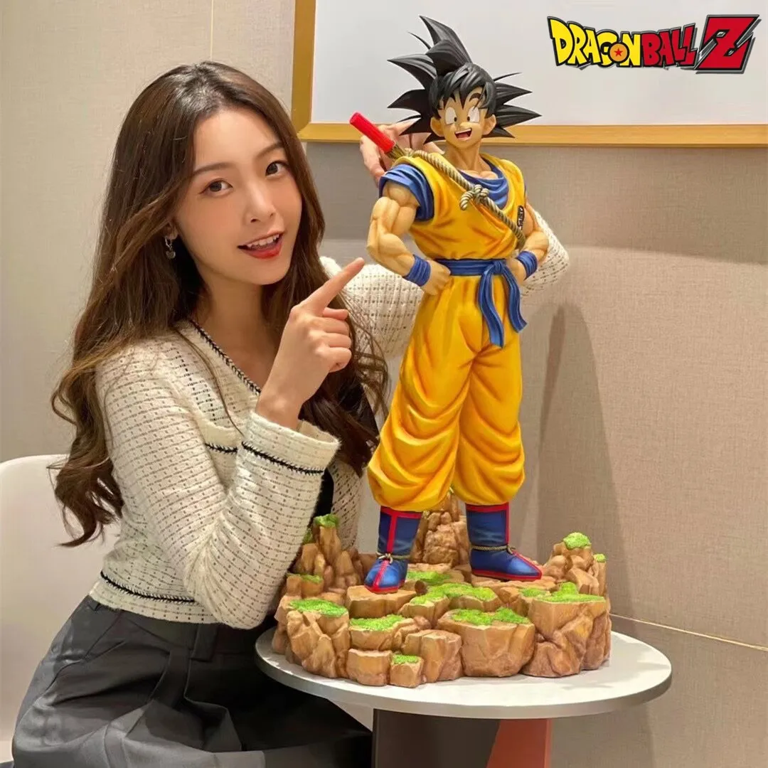Figura Dragon Ball Dream Super Saiyan Son Goku sobre nube voladora