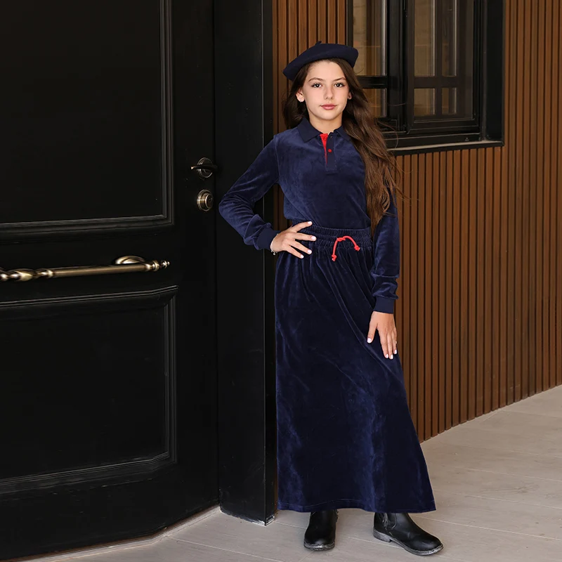 Conjunto familiar de terciopelo azul marino: vestido, camisa y pelele - imagen 3