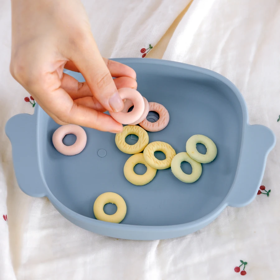 Plato con diseño atractivo para niños