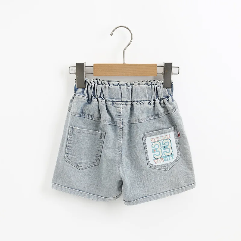 Pantalones cortos de verano sueltos con dibujos león y tiburón - imagen 3