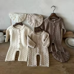 Mono de Lana para Bebé – Ropa Cálida de Invierno