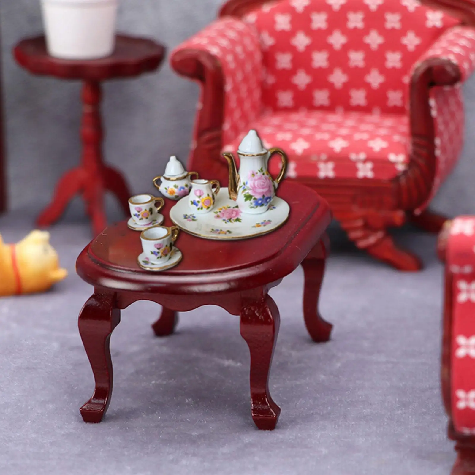 Juego de té en miniatura con tetera floral, plato y jarra - imagen 5