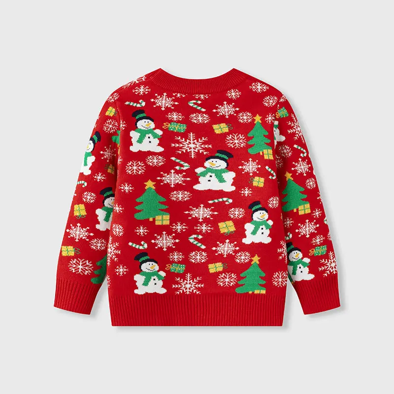 Detalle del estampado y textura del jersey navideño