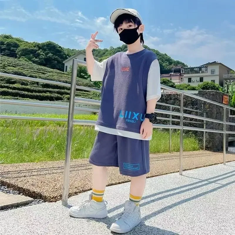Conjunto de verano infantil con pantalón corto de retazos deportivos - imagen 2