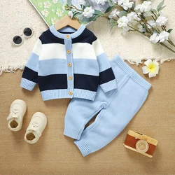 Conjunto bebé azul manga larga con botones para otoño-invierno