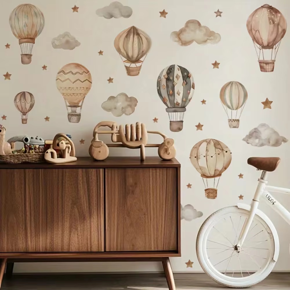 Pegatina de pared infantil con globo aerostático en acuarela bohemia - imagen 3