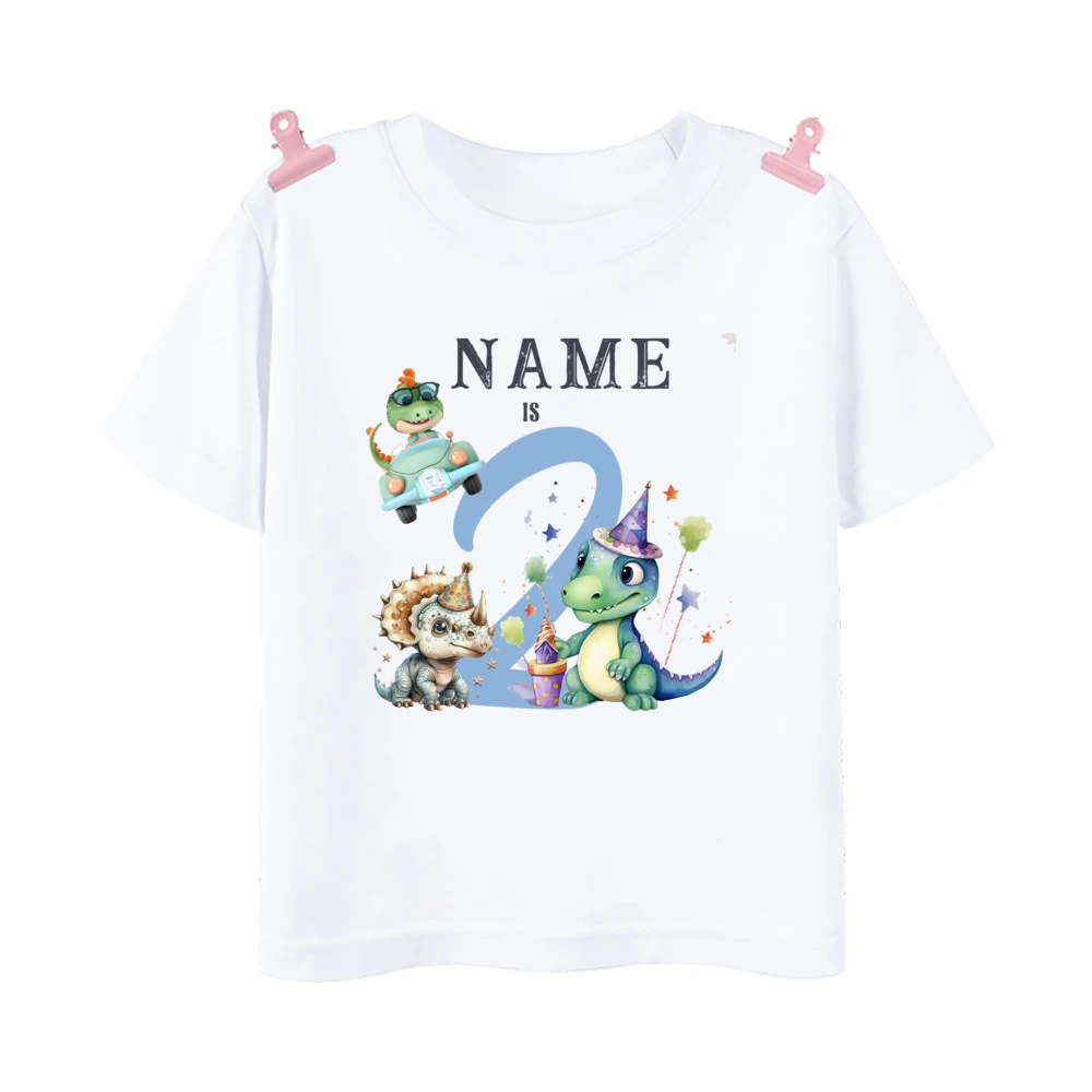 Camiseta salvaje para niños con nombre