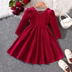 Vestido terciopelo princesa de manga larga para niña