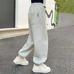 Pantalones de chándal infantiles lisos con pajarita para niños