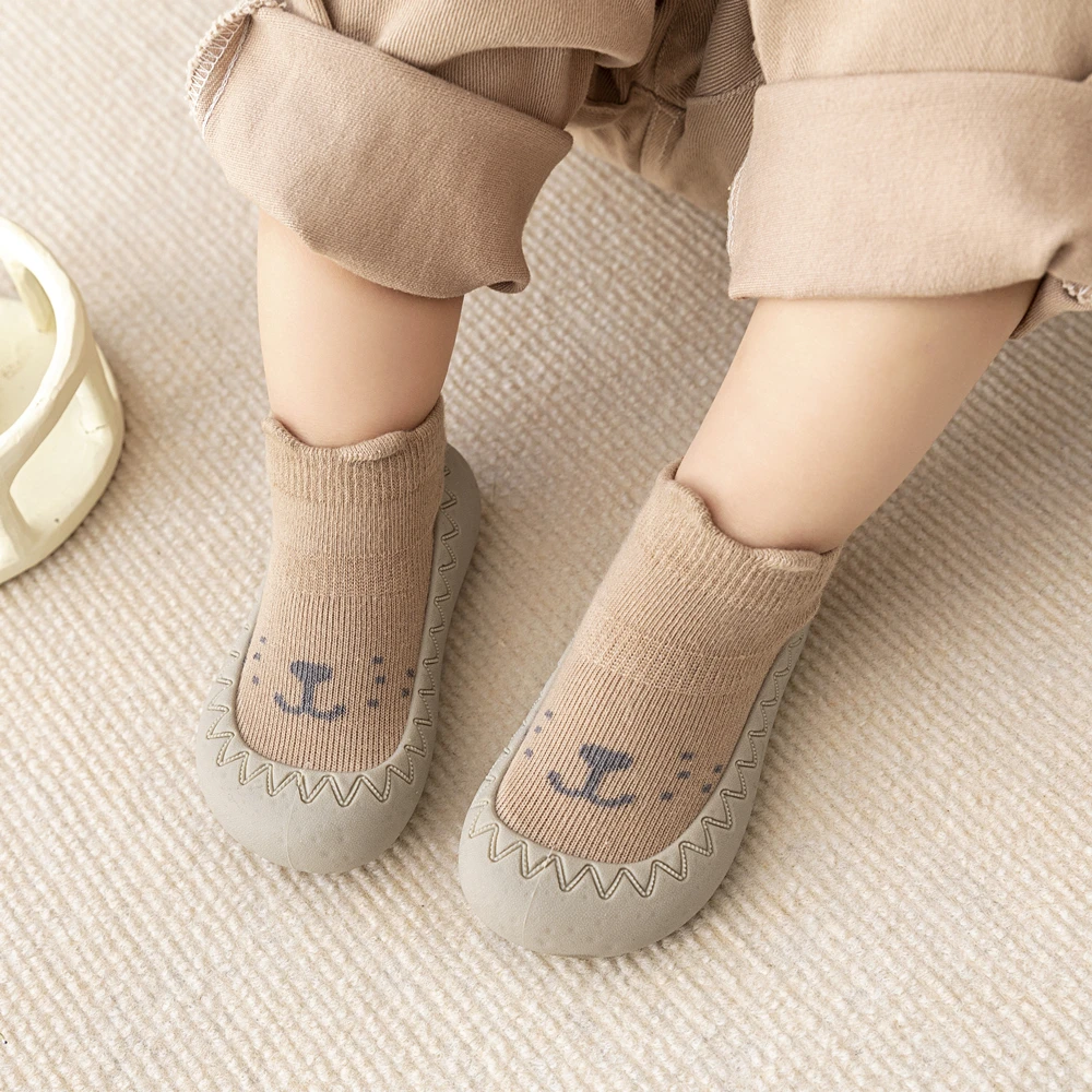 Zapatillas primeras de dibujos animados para bebé – Suela suave de goma