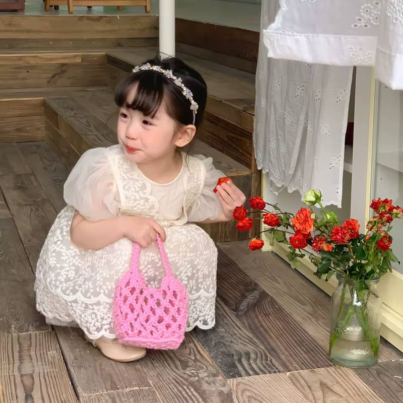 Vestido infantil elegante vista frontal
