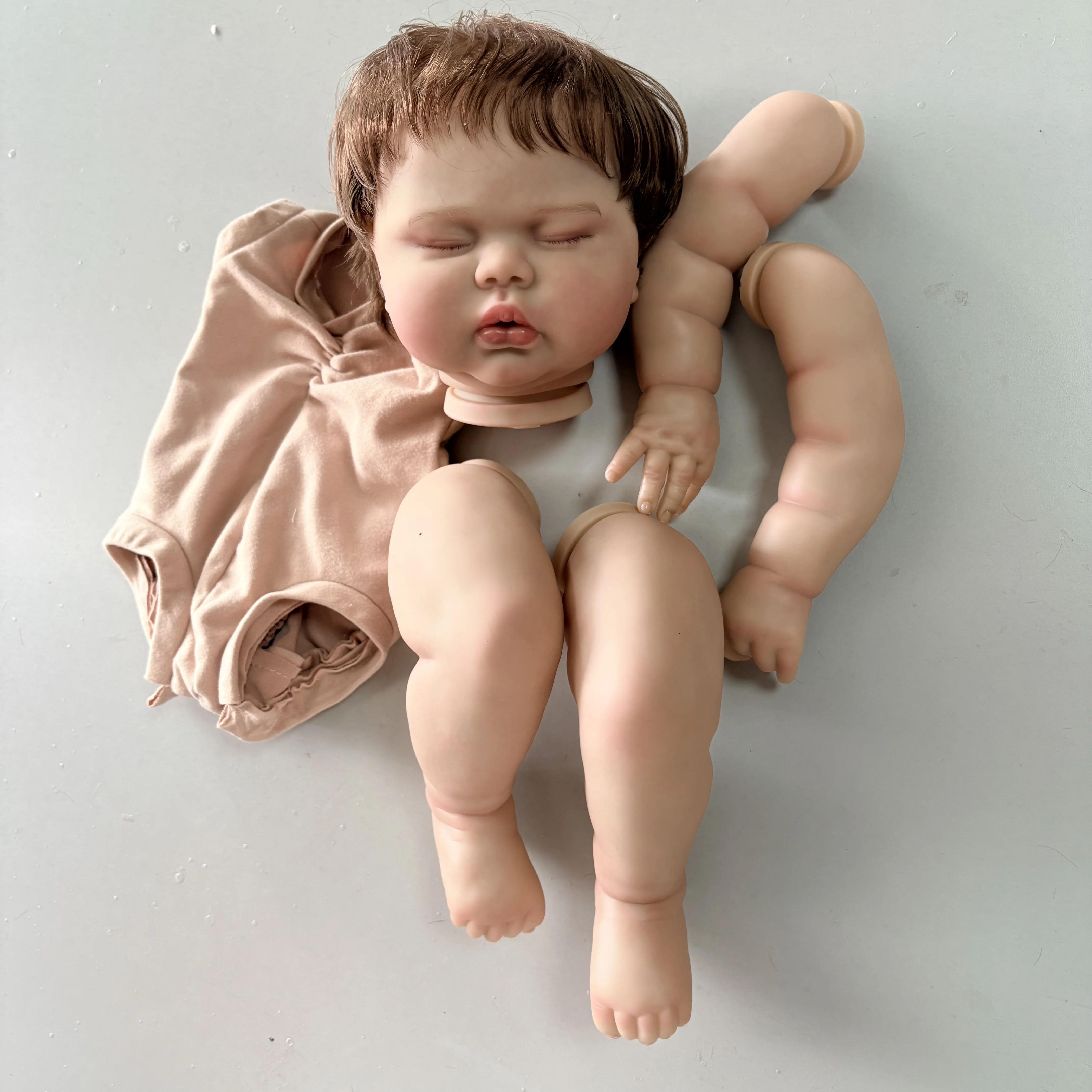 Kit de muñeca reborn bebé dormido realista con piel 3D - imagen 3