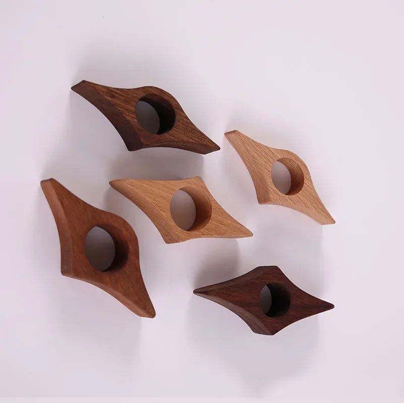 Marcapáginas de pulgar de madera para leer con una mano