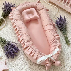 Babynest transpirable de algodón para recién nacido con volantes