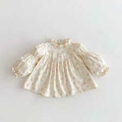 Camisa de niña con volantes y estampado floral