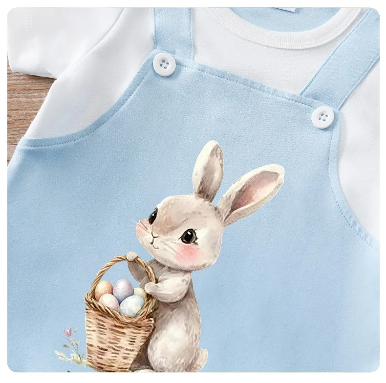 Mono infantil de Pascua con acabado suave