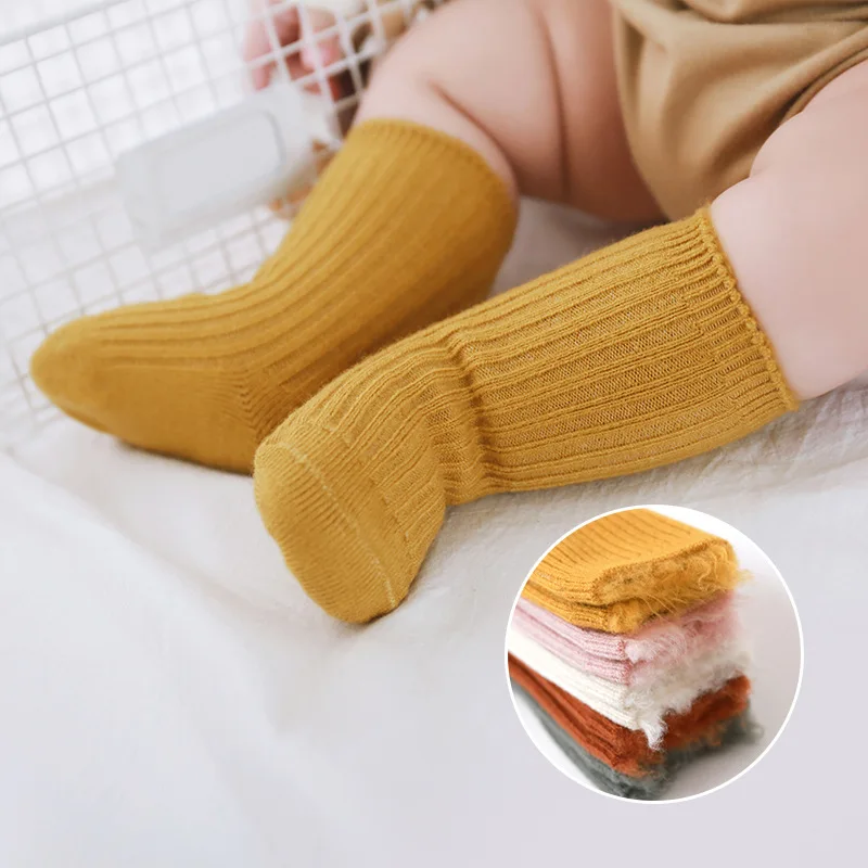 Calcetines de felpa para bebé - Medias cálidas en terciopelo - imagen 2
