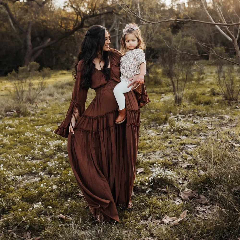 Vestido de maternidad bohemio largo en lino y algodón con V profunda - imagen 5