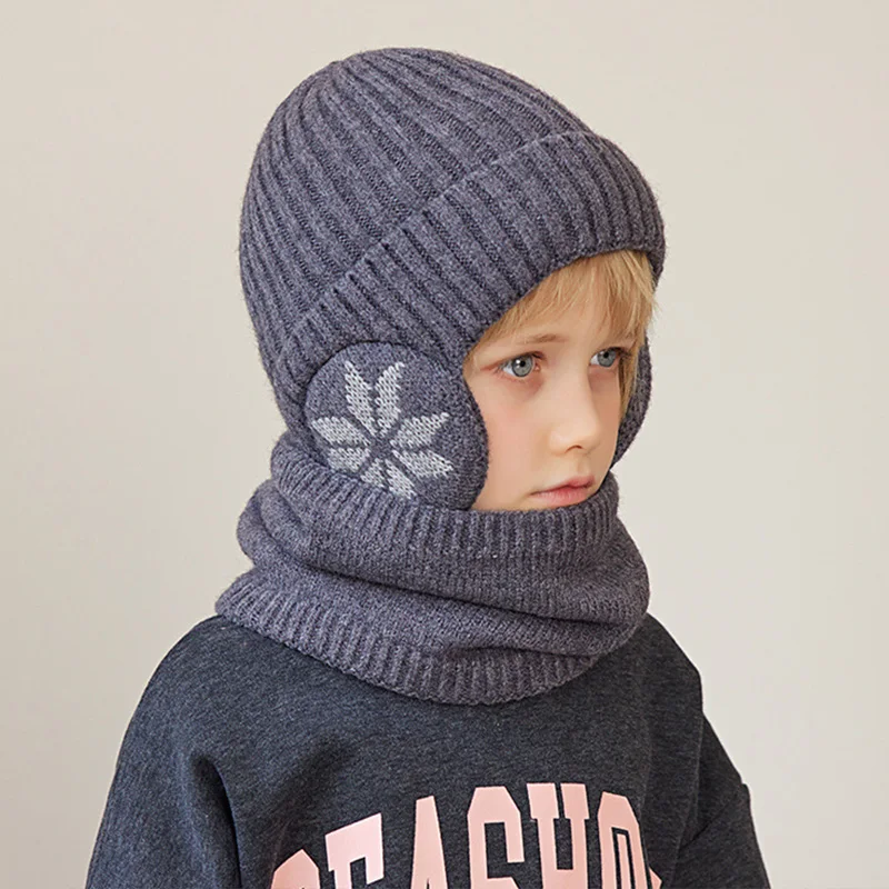 Gorro de punto con orejeras y bufanda para niño – Forro felpa - imagen 4