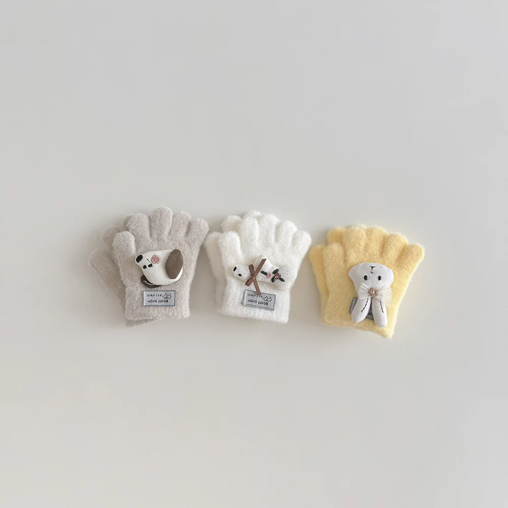 Variedad de diseños de guantes térmicos infantiles