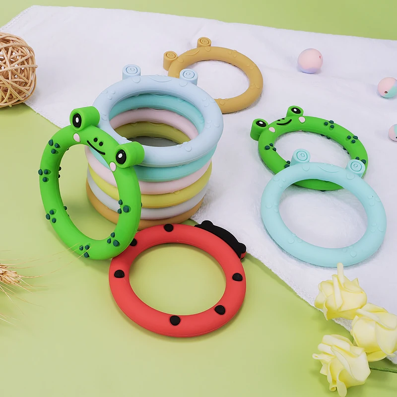 Anillo mordedor de silicona para bebés sensorial que alivia encías - imagen 4