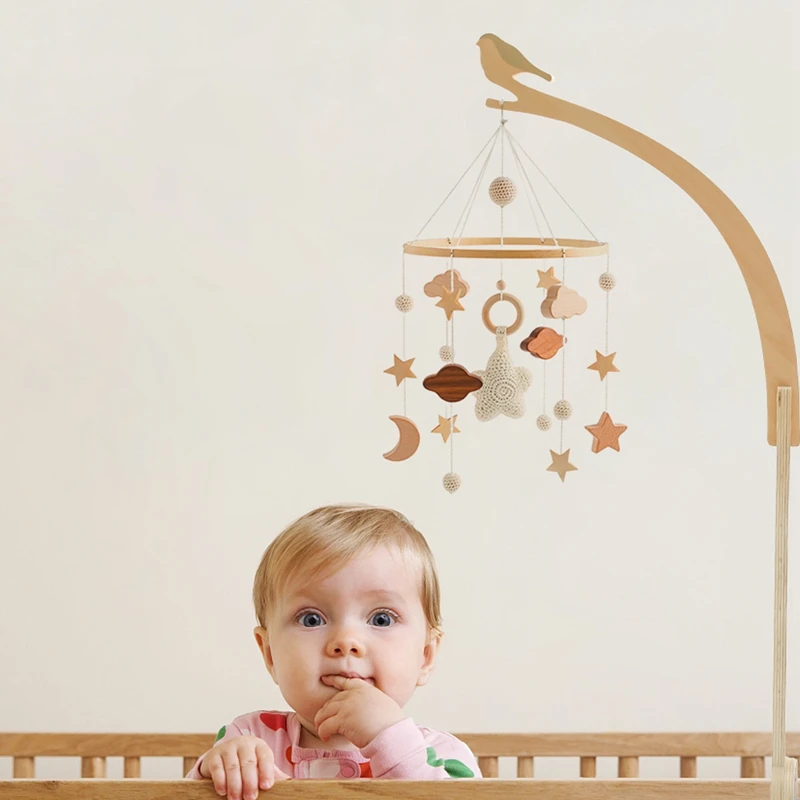 Móvil de madera con sonajero para cuna bebé - imagen 4