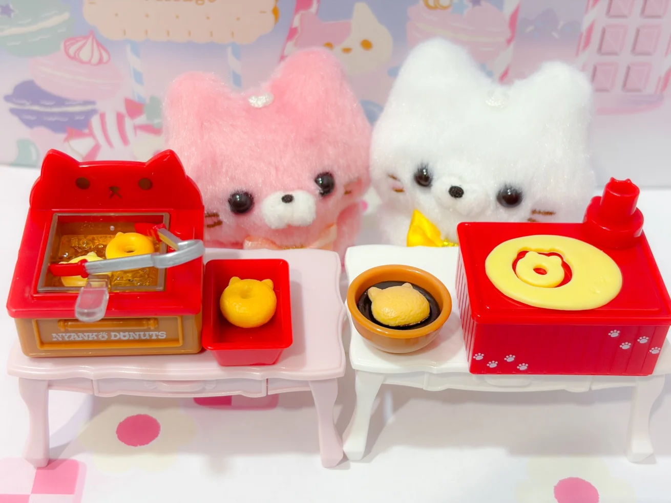 Tarlin figuras de gatos gashapon en cápsula de panadería - imagen 3