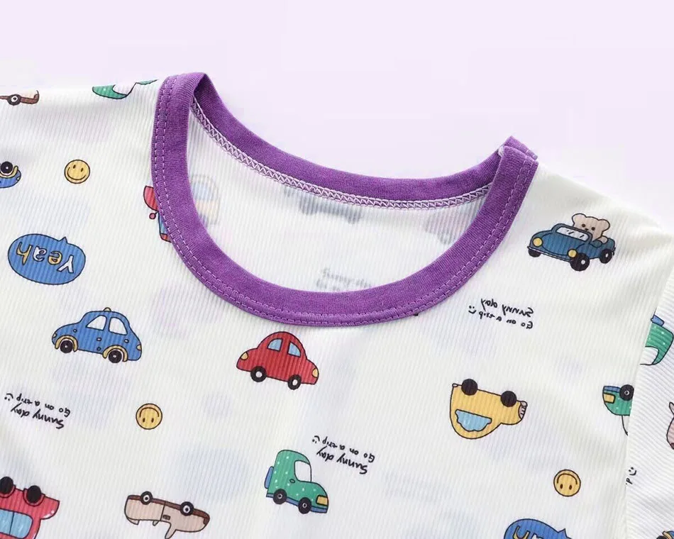 Vista de la ropa de dormir para niños