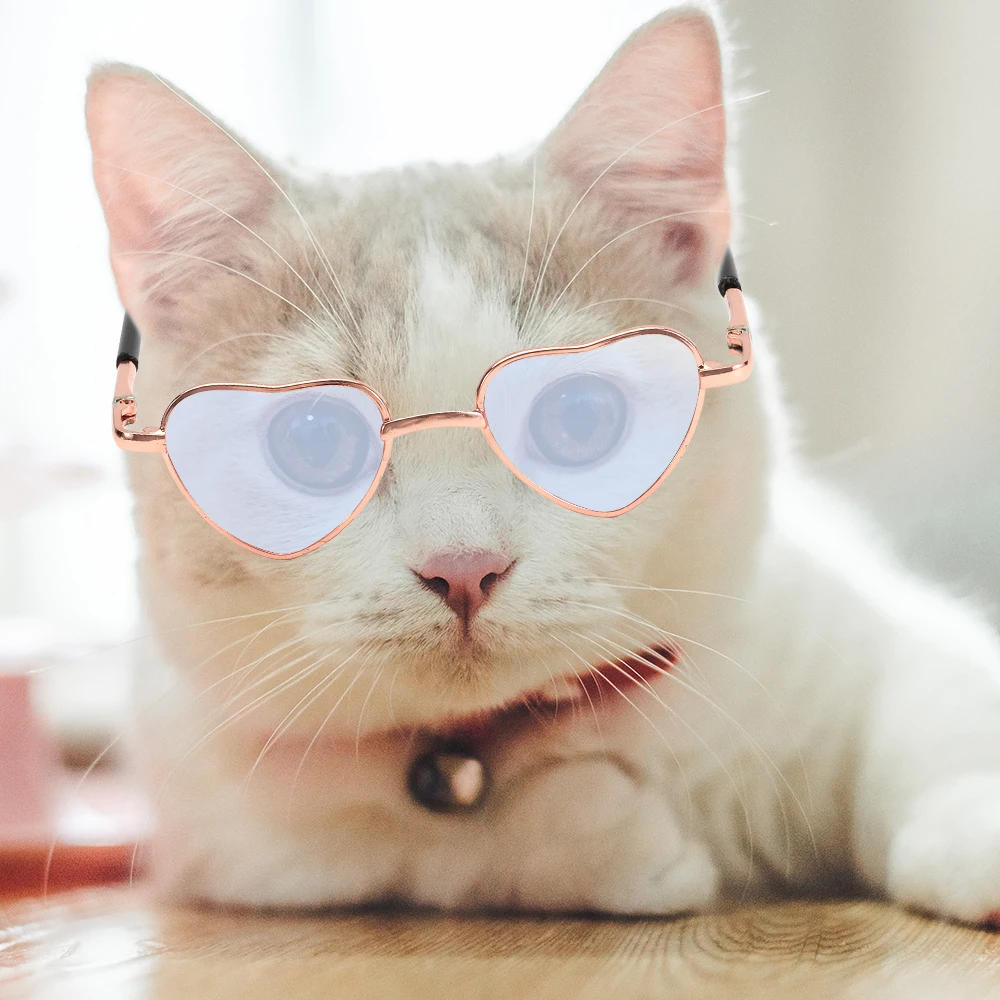 Gafas de sol vintage para muñeca metal con lentes corazón - imagen 4
