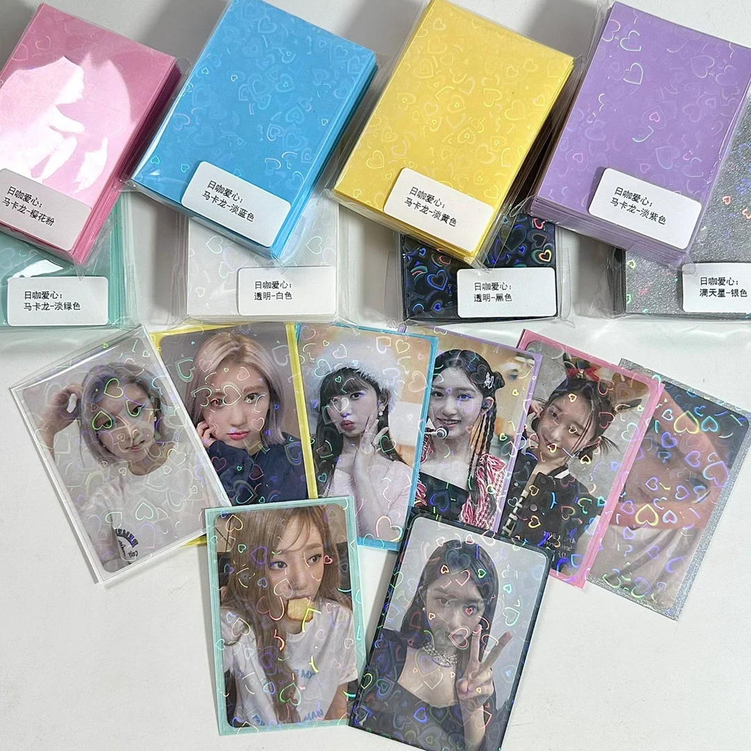 Protector de tarjetas con forma de corazón
