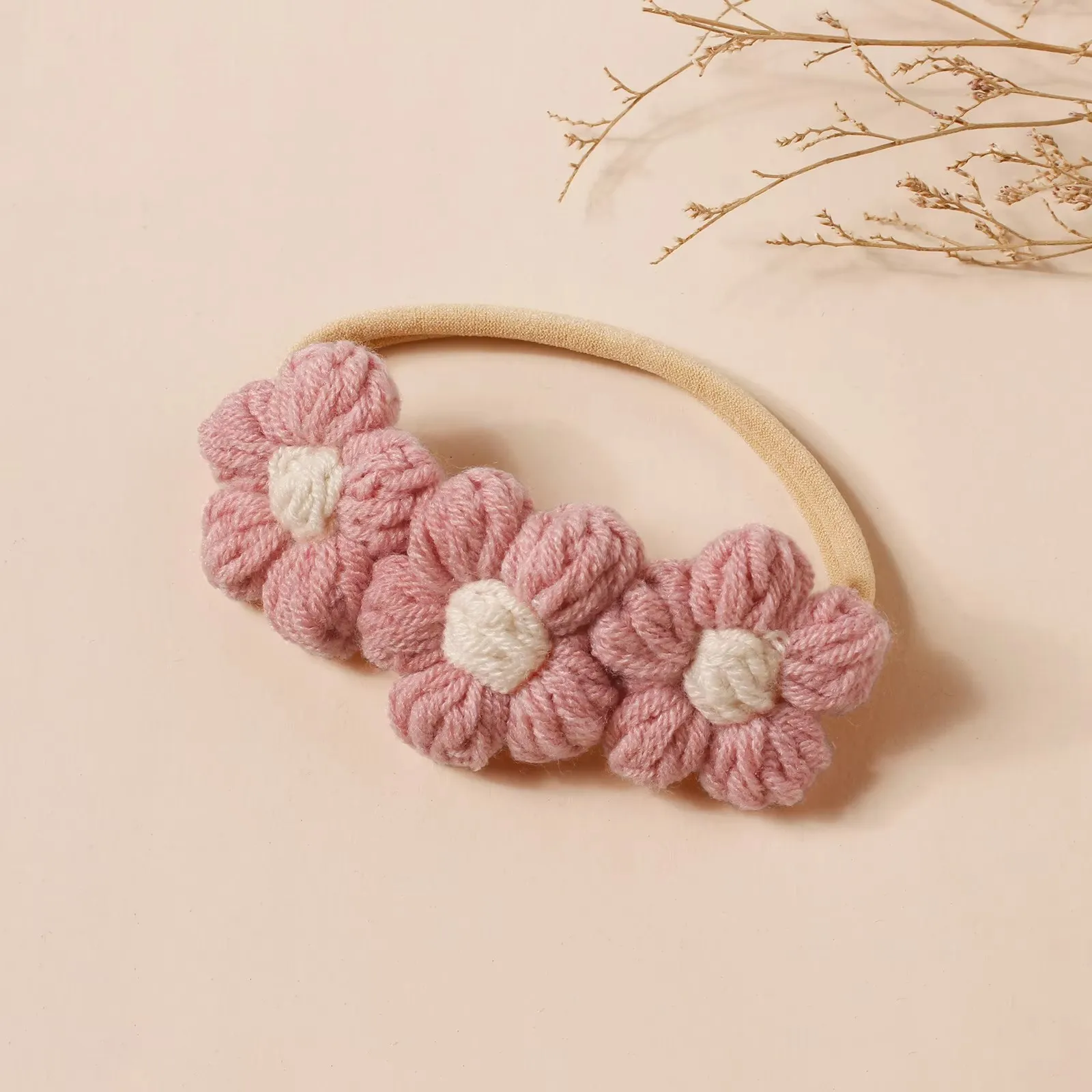 Diadema de lana con flores para bebé – Ganchillo suave - imagen 4
