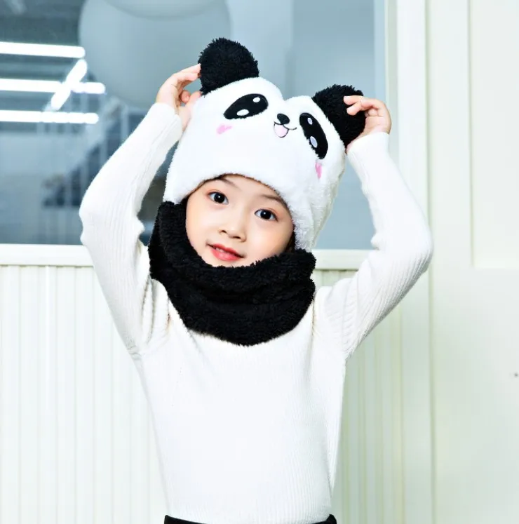 Gorro puesto en un niño